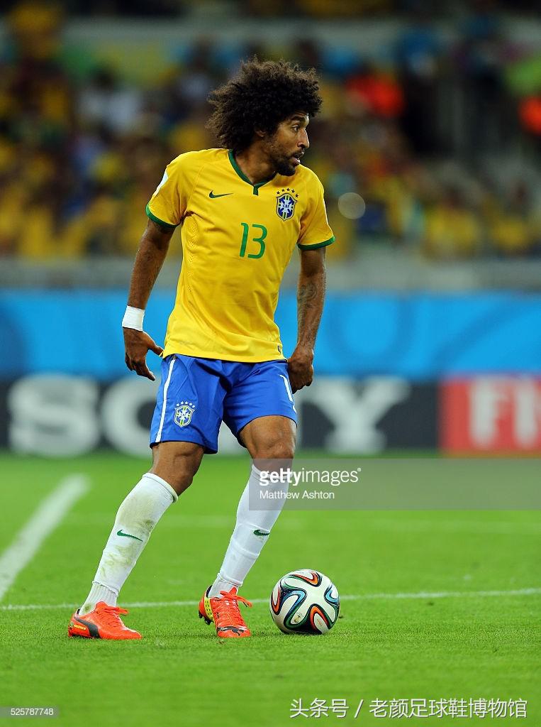 世界杯鸳鸯足球鞋,世界杯彪马鸳鸯足球鞋绿橙