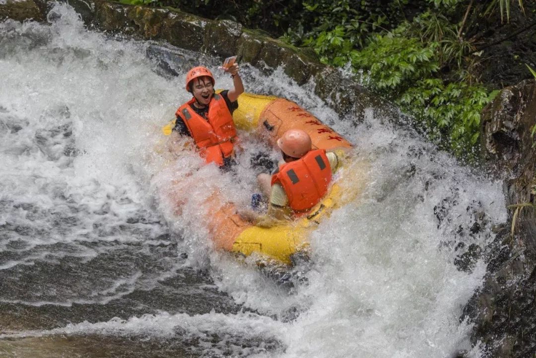 广东清远最出名的漂流,清远漂流景点推荐