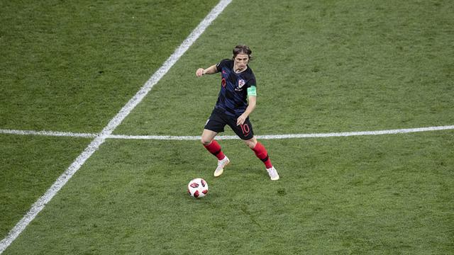 「用午之地」今夏转会大戏之裤袜在哪儿？