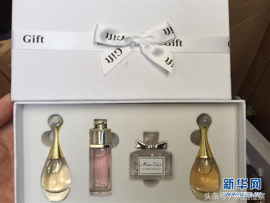 1元假香水海外,假香水海外镀金