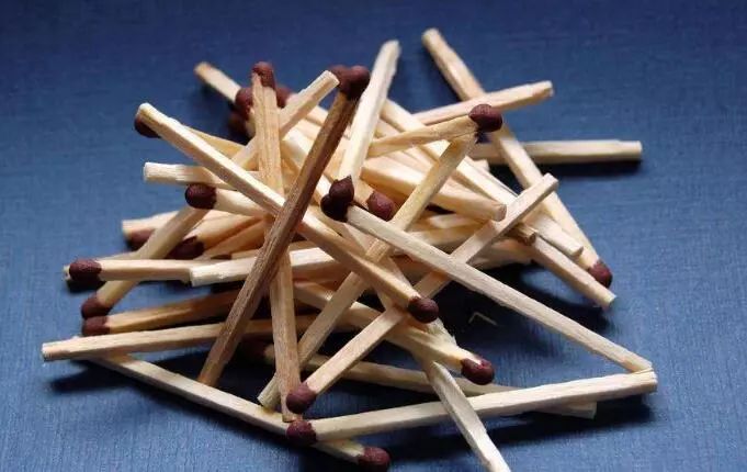 有个坏习惯老抠鼻子怎么办,总想抠鼻子是什么病