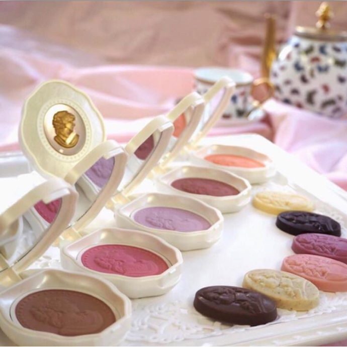 七夕送什么化妆品礼物给女朋友,彩妆礼盒七夕礼物