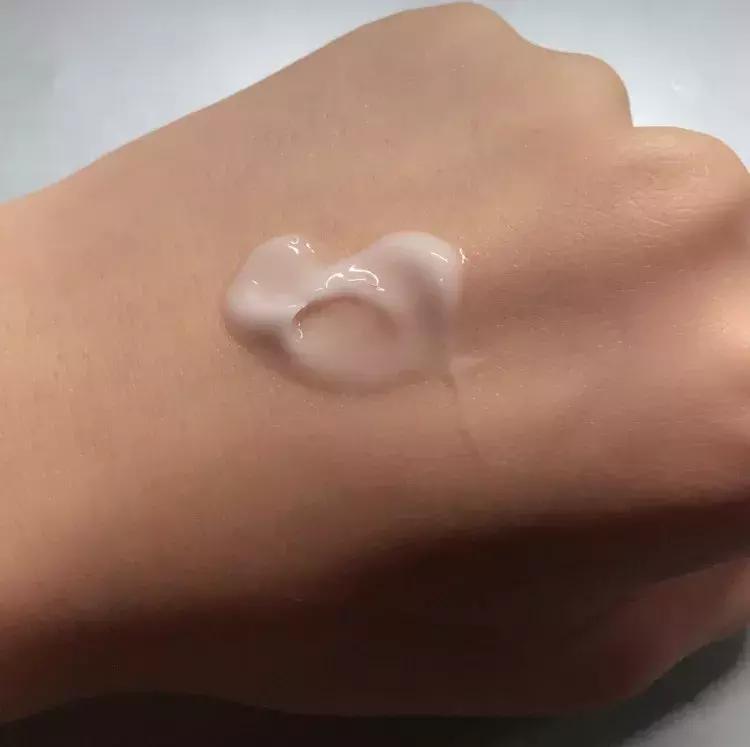 混油皮夏季平价水乳保湿,适合混油皮的夏天保湿水乳