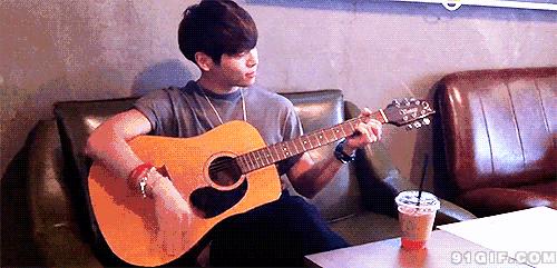 零基础学吉他先学什么,学吉他用什么