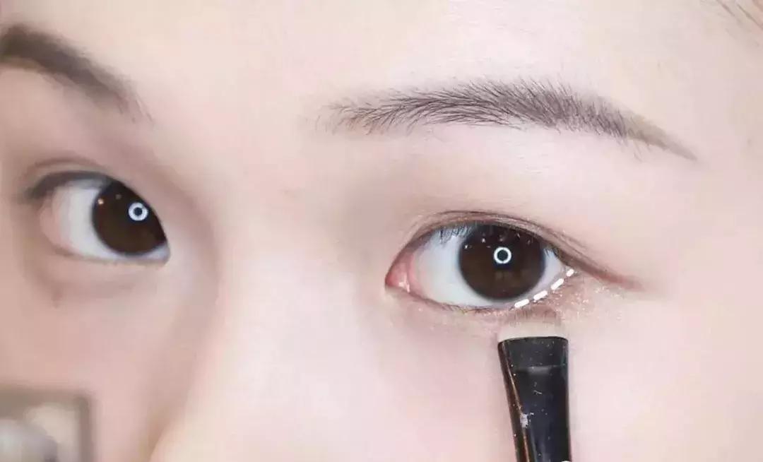 十分钟快速出门的懒人妆,懒人又快又简单出门妆