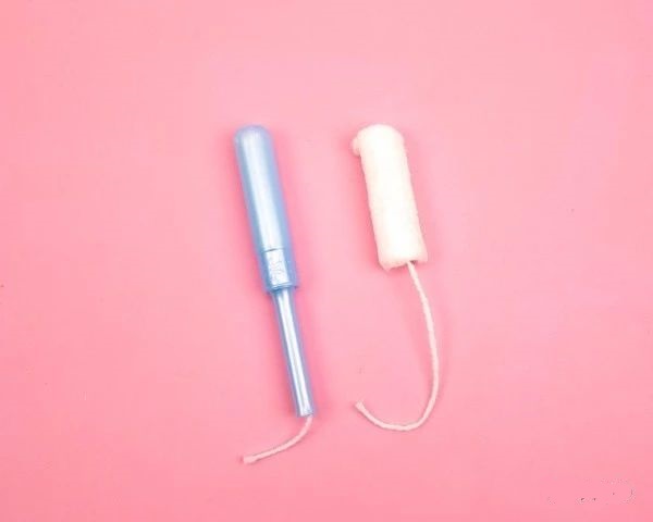 妈妈没告诉女儿大姨妈怎么办,大姨妈如何正确护理