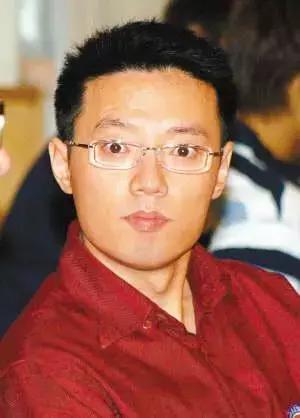 47岁的他起步创业如今身价110亿,他高中毕业