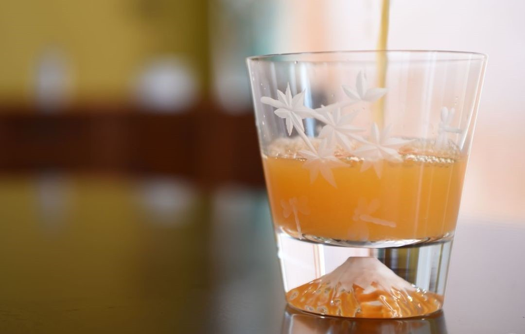 旅行购买纪念品,旅行一次性必带用品怎么买