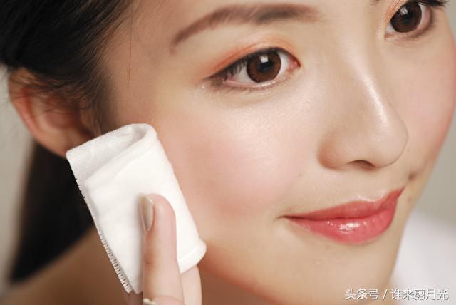 如何使用气垫bb霜化妆步骤,怎么使用气垫bb霜视频教程