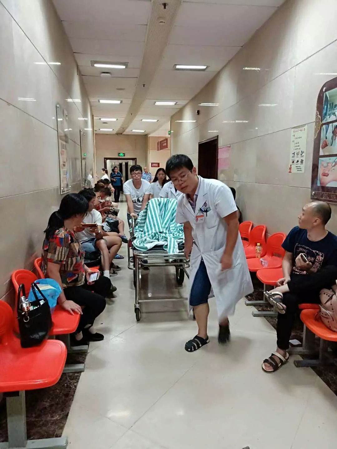 孕妇血糖高胎儿胎心率就会高吗,孕妇血糖升高会引起发痒