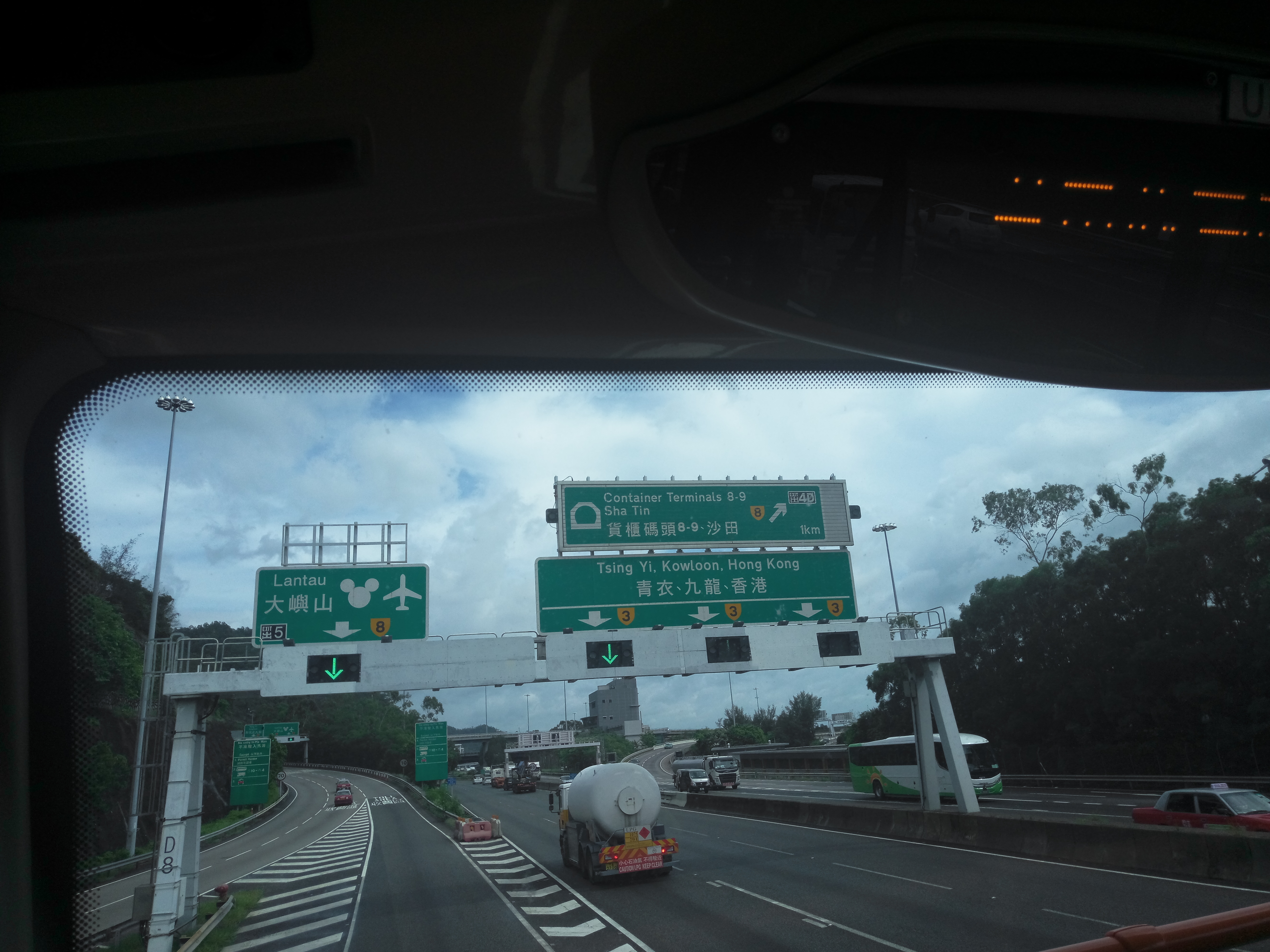 从香港机场到香港的游玩攻略,现在去香港机场怎么去