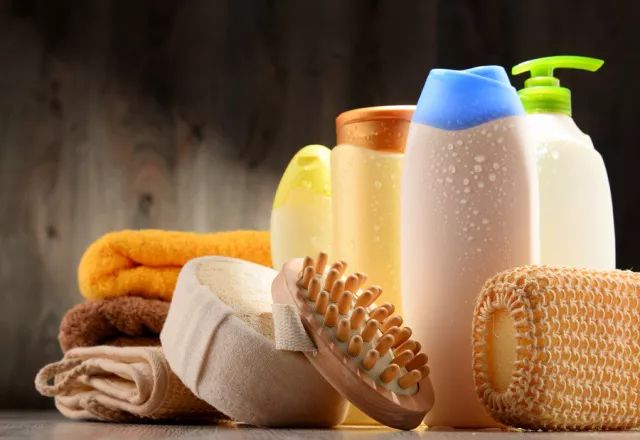 冷水洗头会引起脑血栓吗,冷水洗头会导致偏头痛吗