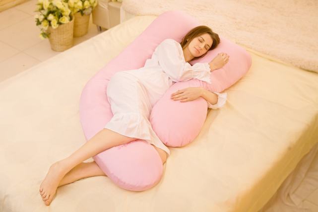 孕妈妈如何避免脐带绕颈等危害,孕期怎么避免胎儿脐带绕颈