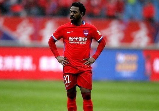 中超黑马堕落！从7轮11分到10轮仅抢4分，球迷说可惜火爆的球市了