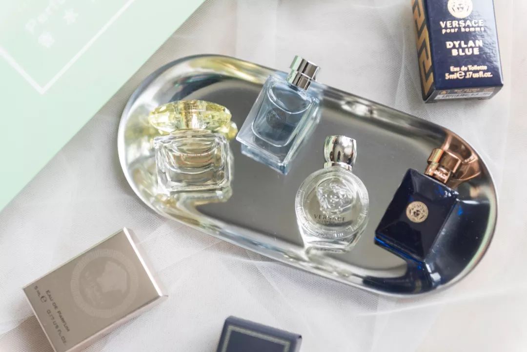 越是迷人的女人越危险,越迷人越危险的女人