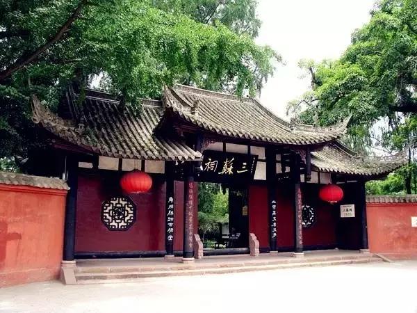 这座低调的宝藏小城去100次都不腻,这个低调的四川小城