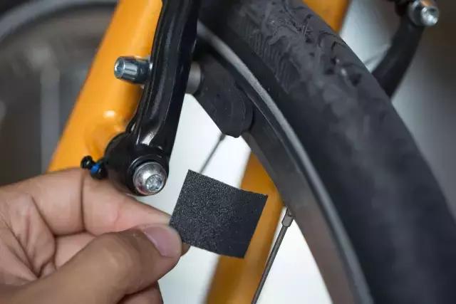 6种自行车常见故障检测维修,自行车维修技巧小视频