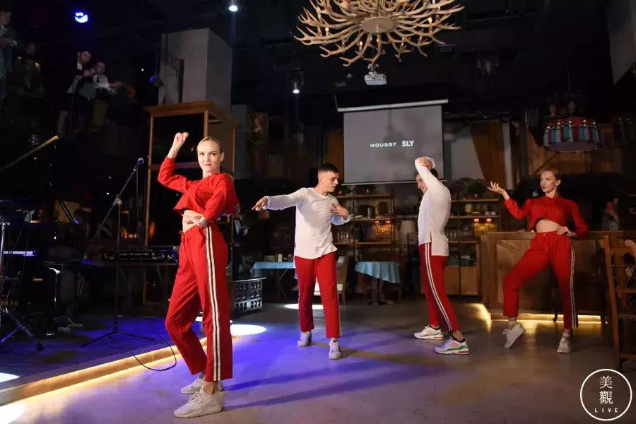 上周末，我在西安参加了一个非常Skr的潮人聚会