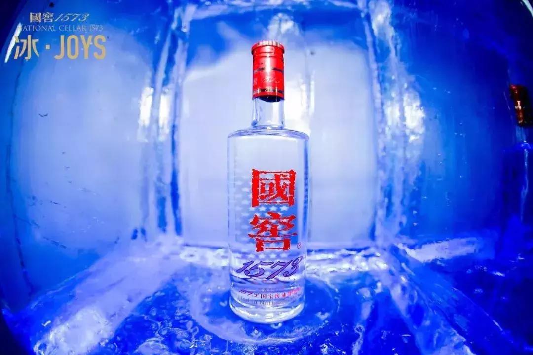 旧情复燃，快闪店让传统白酒又活了