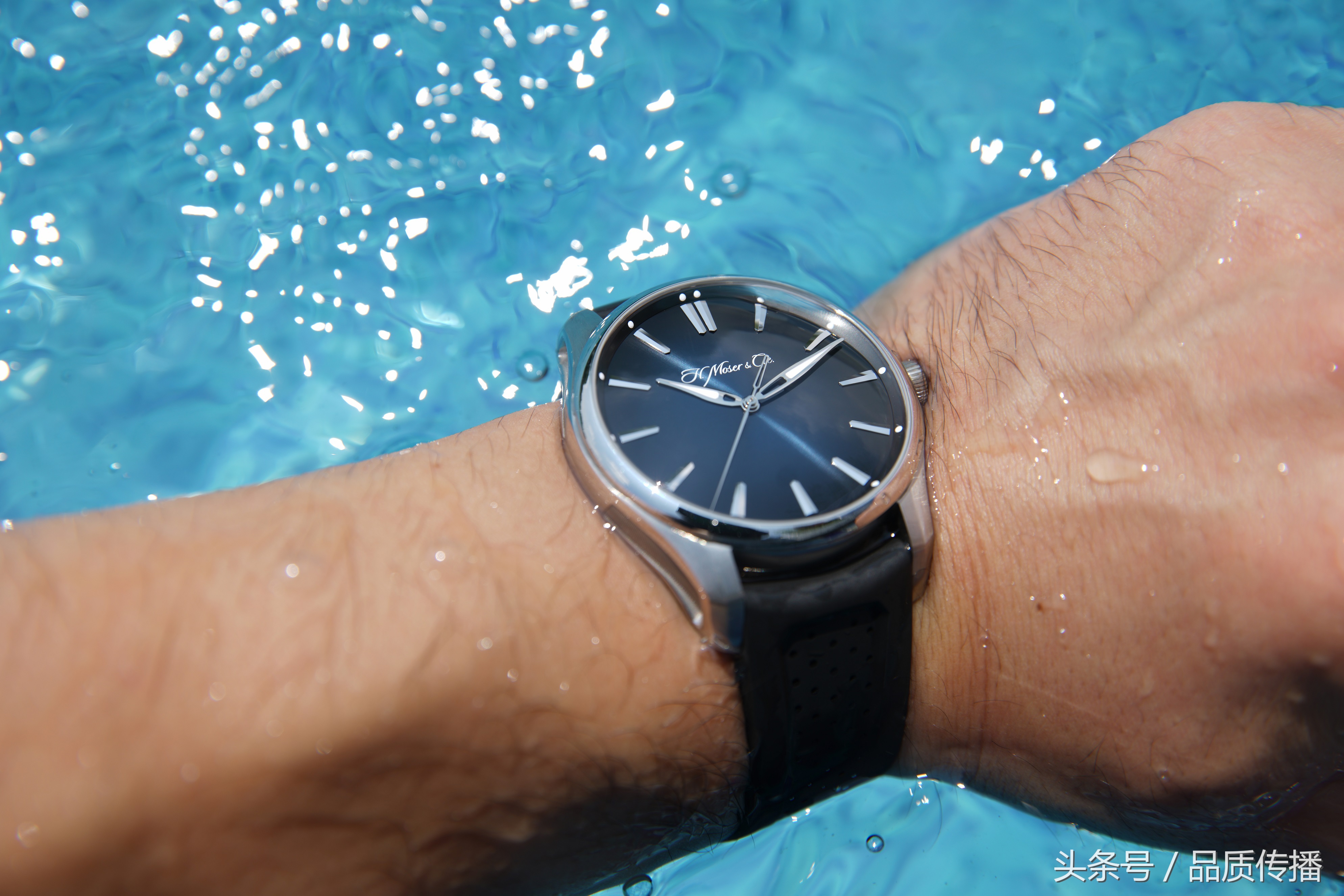 从瑞士苹果手表到奶酪手表，亨利慕时概念手表自成一派，珐琅K金