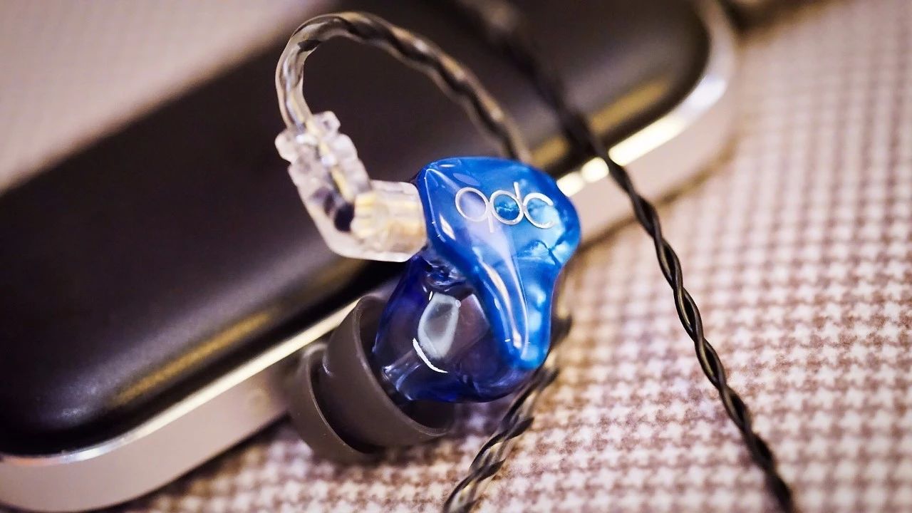 hifi耳机用来打游戏怎么样,hifi游戏耳机适合玩吃鸡吗