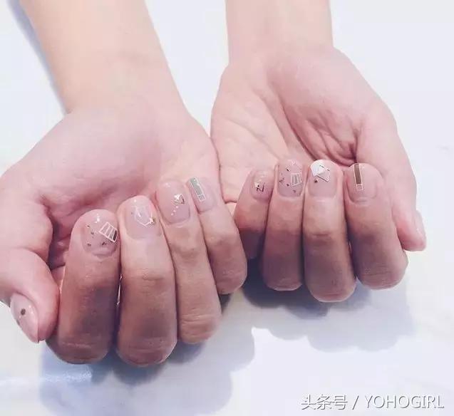 好用的甲油胶无毒,甲油胶怎样用得最干净