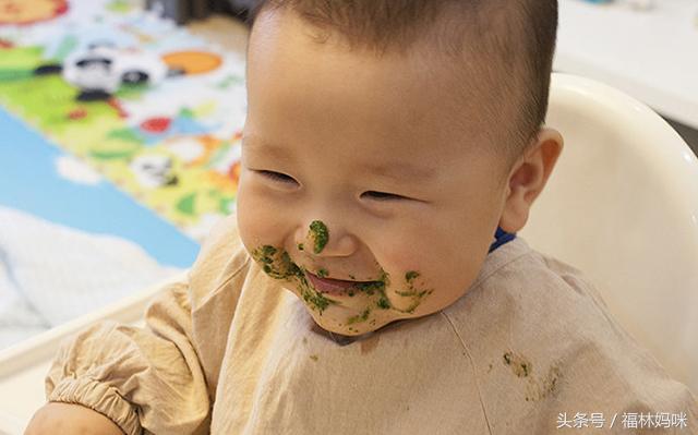 宝宝4月厌奶期吃得很少,婴儿厌奶期食量会减少很多吗