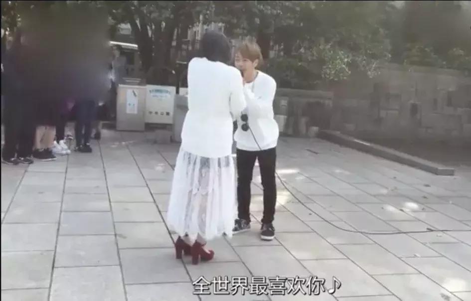 当你说出这句话时你已经错了,当你说出这句话人人都替你害臊