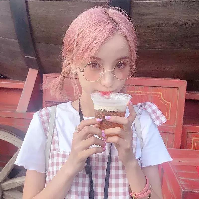 淘宝逛哪些少女店铺,推荐几家适合学生党的淘宝服装店