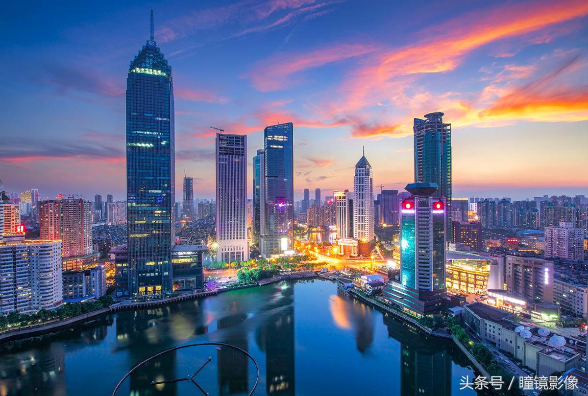 ps相片换天空怎么换,ps换天空后怎么精修