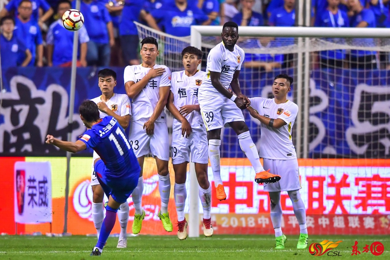 哈木造点+斯蒂夫罚中贵州恒丰客场1-3负于上海绿地申花