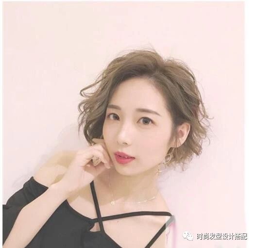 短发慵懒风烫发图片,中短发烫发型慵懒风