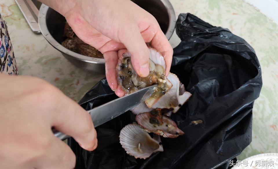 扇贝要这样做才好吃，简单营养又美味，下酒的好菜，一大盘不够吃