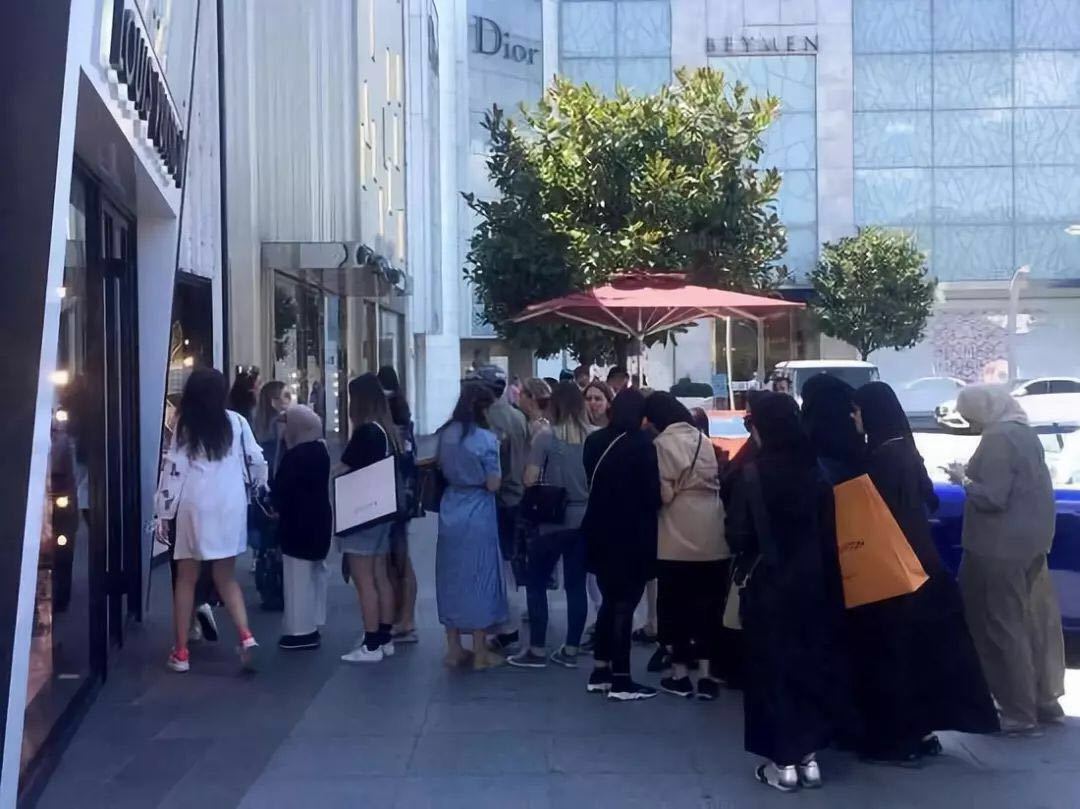 里拉暴跌的土耳其，不仅适合抢购奢侈品，还有浪漫的美景和美食