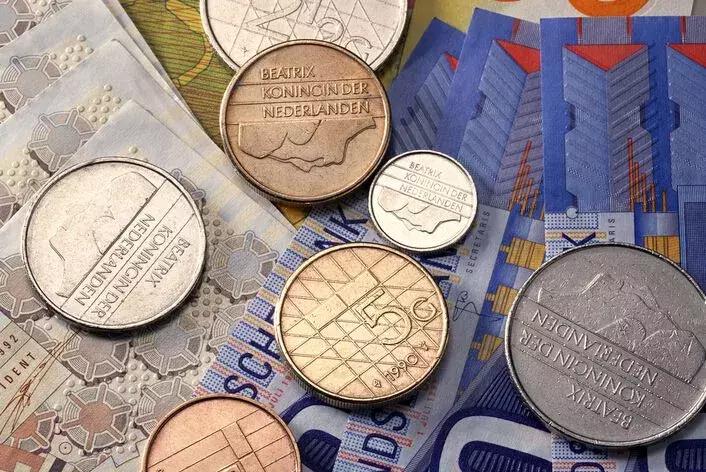 薅汇率羊毛这招，网游里早就玩烂了！