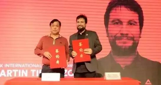 李宁安踏怎么火起来的,李宁火起来的原因