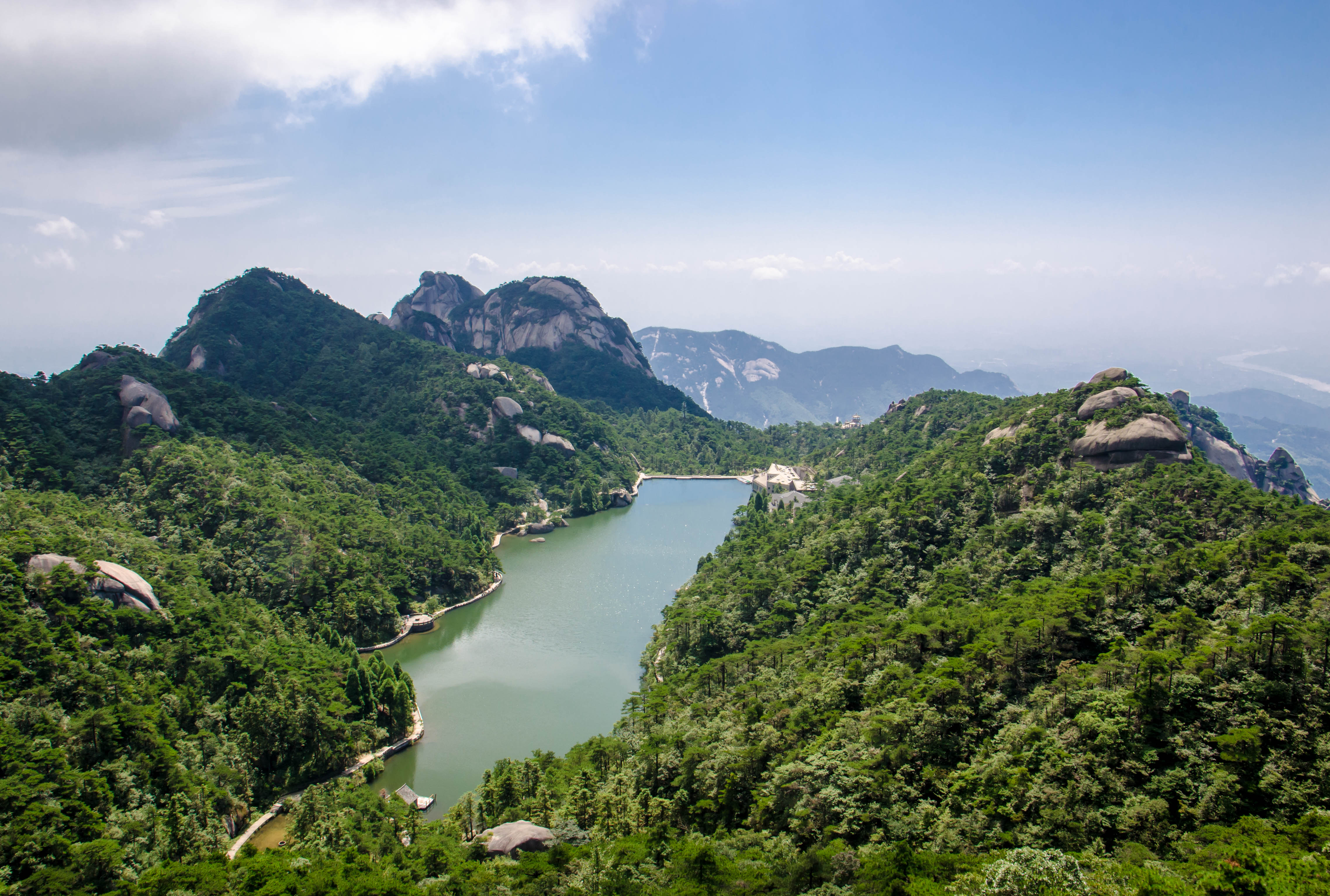 皖南小众景点十一人多吗,皖南天池