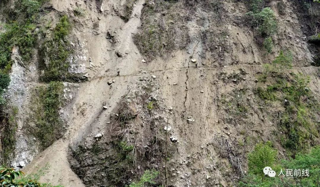 墨脱解放军的真实记录,2007西藏墨脱军人的照片