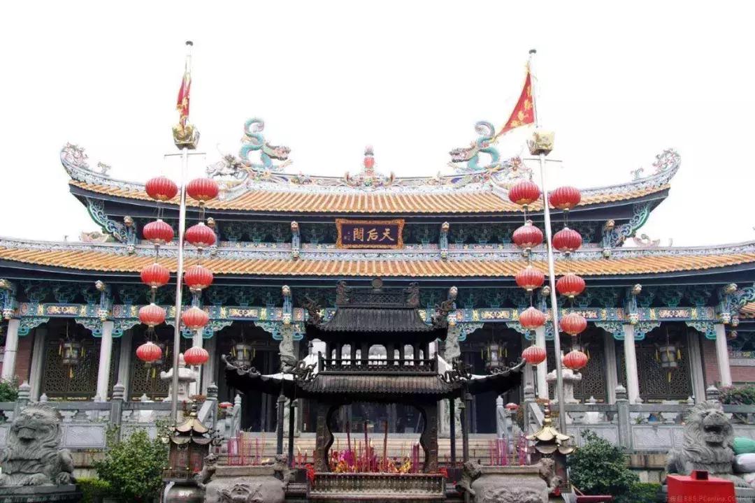 438元住*海湾红**海边酒店!豪享海鲜大餐、快艇出海、撒网打鱼等等