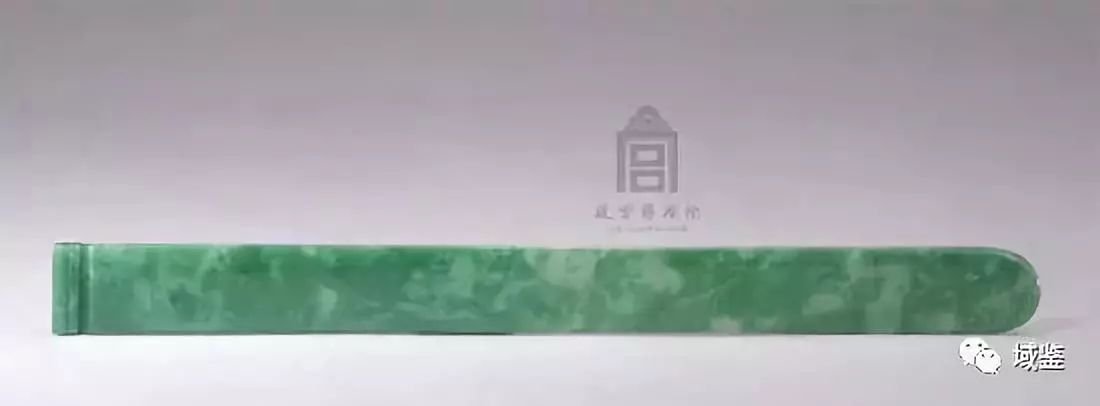 清代翡翠手镯鉴赏,钗头缀玉虫金盘