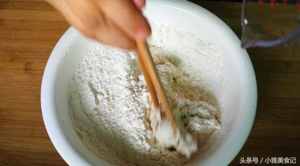 电饼铛烙饼不发硬的小窍门,电饼铛烙饼不硬的窍门