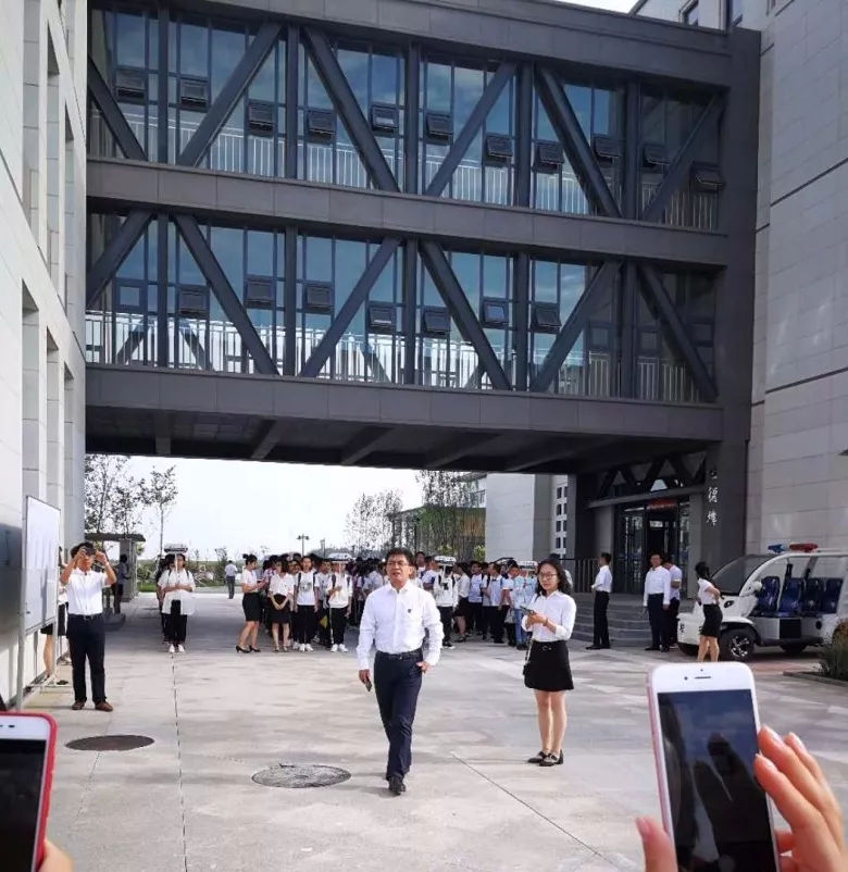 涓嬪鏈熷皬瀛︾敤鏂版暀鏉愬悧,2023骞寸瀛ｅ皬瀛﹀叏閮ㄧ敤鏂版暀鏉愬悧