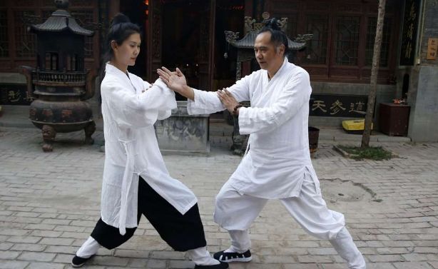 和尚只吃素食为何还那么胖,为何道士都是瘦子和尚都是胖子