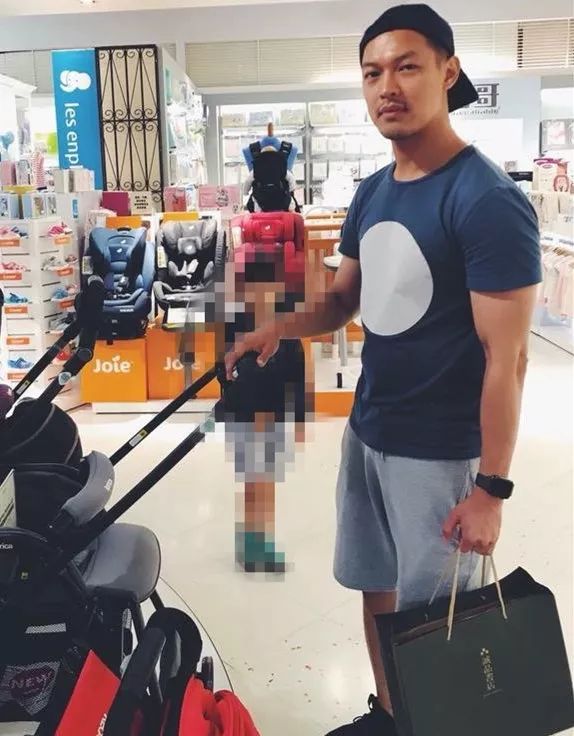 一本能当“凶器”的书，经历了怎样的“炼狱之苦”