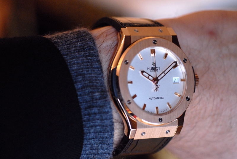 高仿行业内幕,揭秘手表行业内幕交易