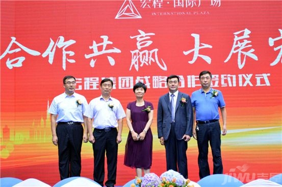 淄博新世界商业步行街开业的样子,张店新开的商业街