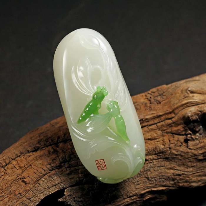 如何识别人工合成玉,人工合成玉和纯天然玉鉴别