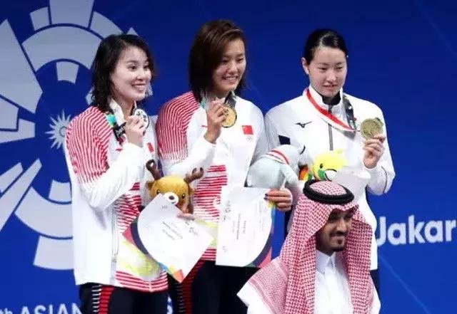 傅园慧与刘湘夺冠视频,刘湘打破世界杯纪录夺冠