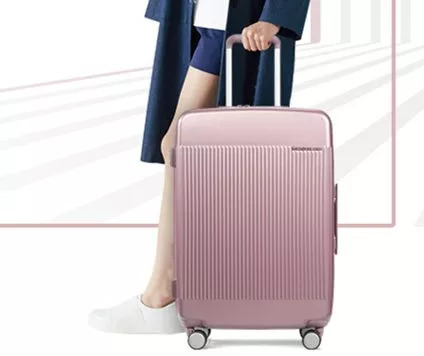 旅游的行李箱要备一些什么,短暂旅行适合什么行李箱