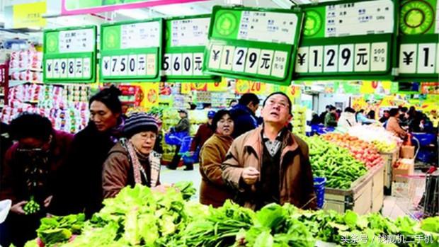 随着物价的提升工资以后会上涨吗,为什么物价越来越高却工资越低